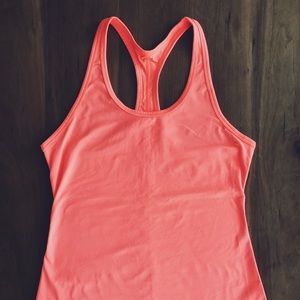 Nike Racerback Tank Top // Like New Condition